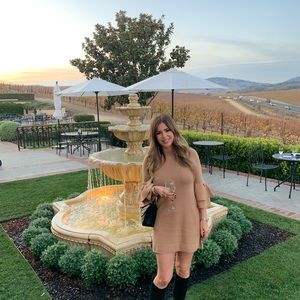 Meet your Posher, Victoria